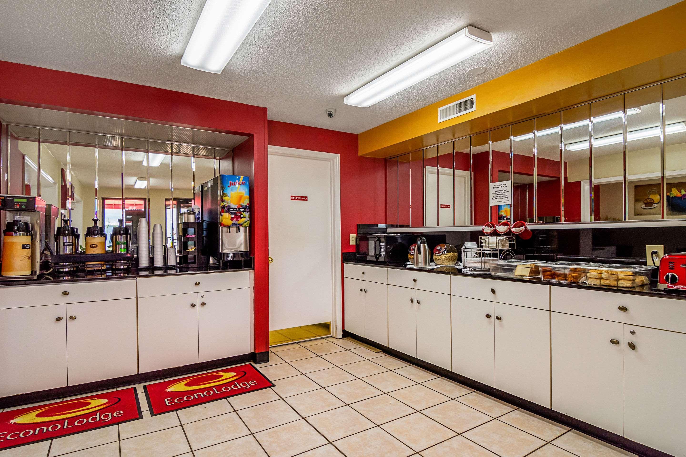 Econo Research Triangle Park Lodge Durham