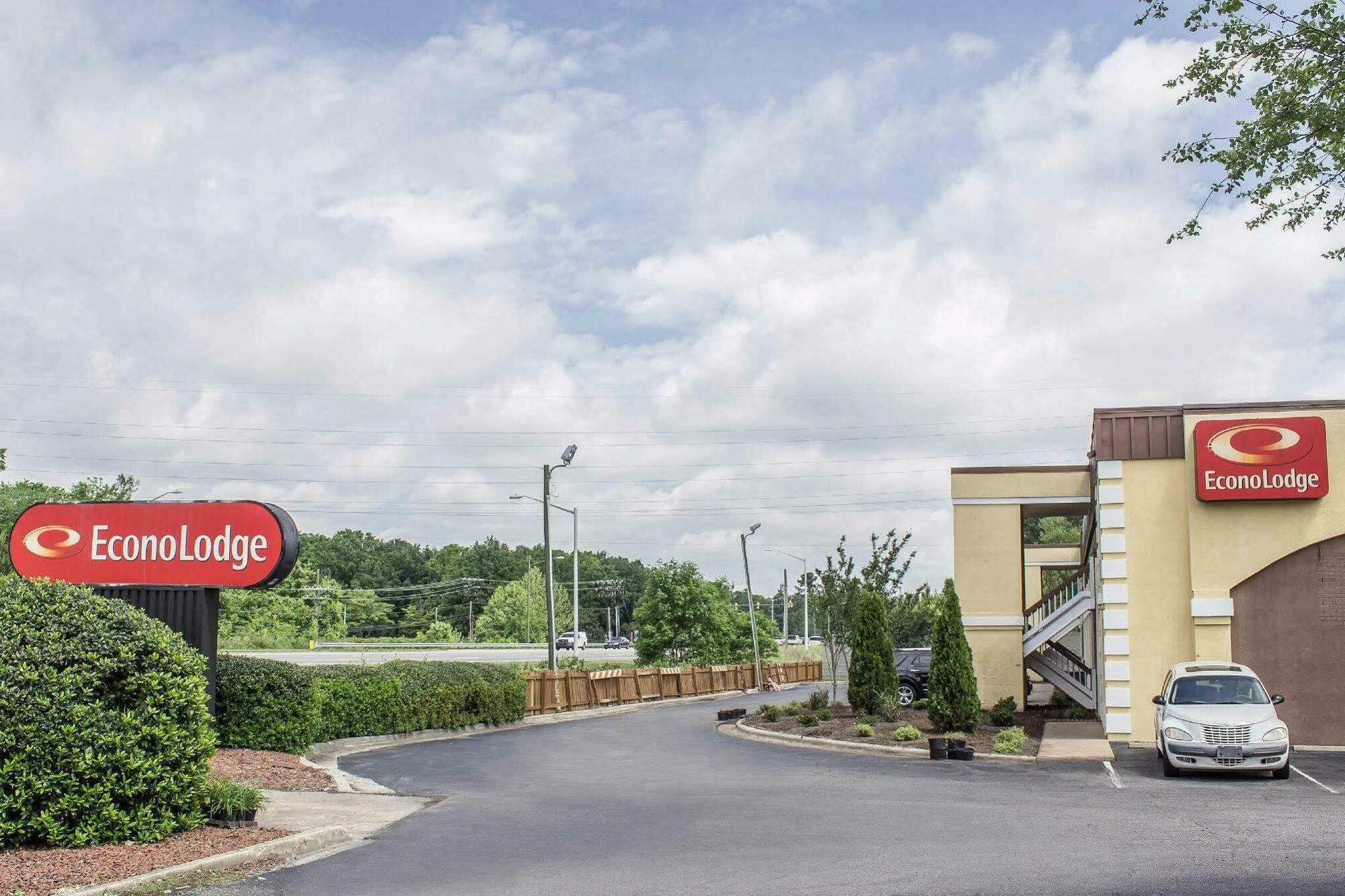 Econo Research Triangle Park Durham